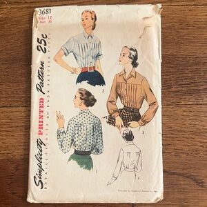 Vintage 1951 Simplicity Women's Blouse Sewing Pattern #3681